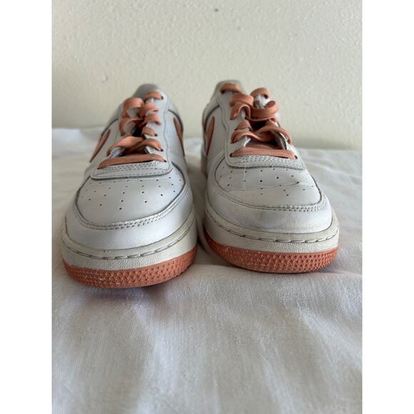 Nike Air Force 1 LV8 GS 'White Light Madder Root Aura' DM0985-100 size 7 Y 8.5 W - Picture 6 of 8